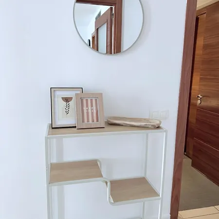 Costa Beach, Pool And Parking Apartman Lloret de Mar