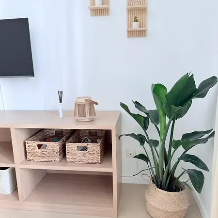 Costa Beach, Pool And Parking Apartman *