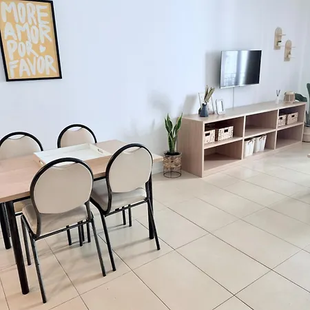 Costa Beach, Pool And Parking Appartamento