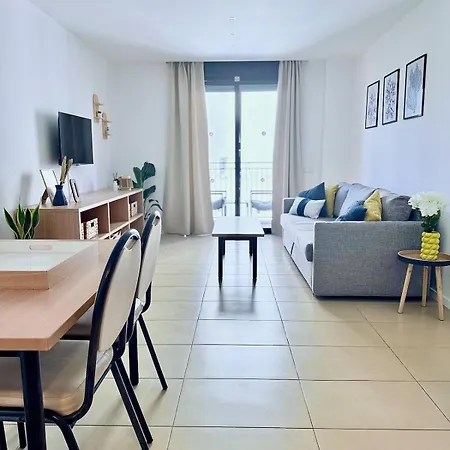 Costa Beach, Pool And Parking Appartamento *